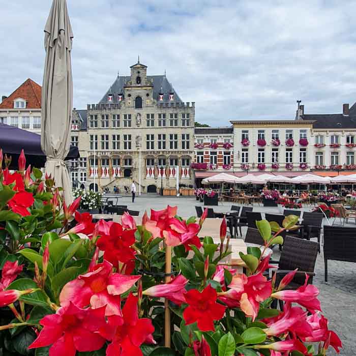 Bergen op Zoom main square - Discover True Netherlands