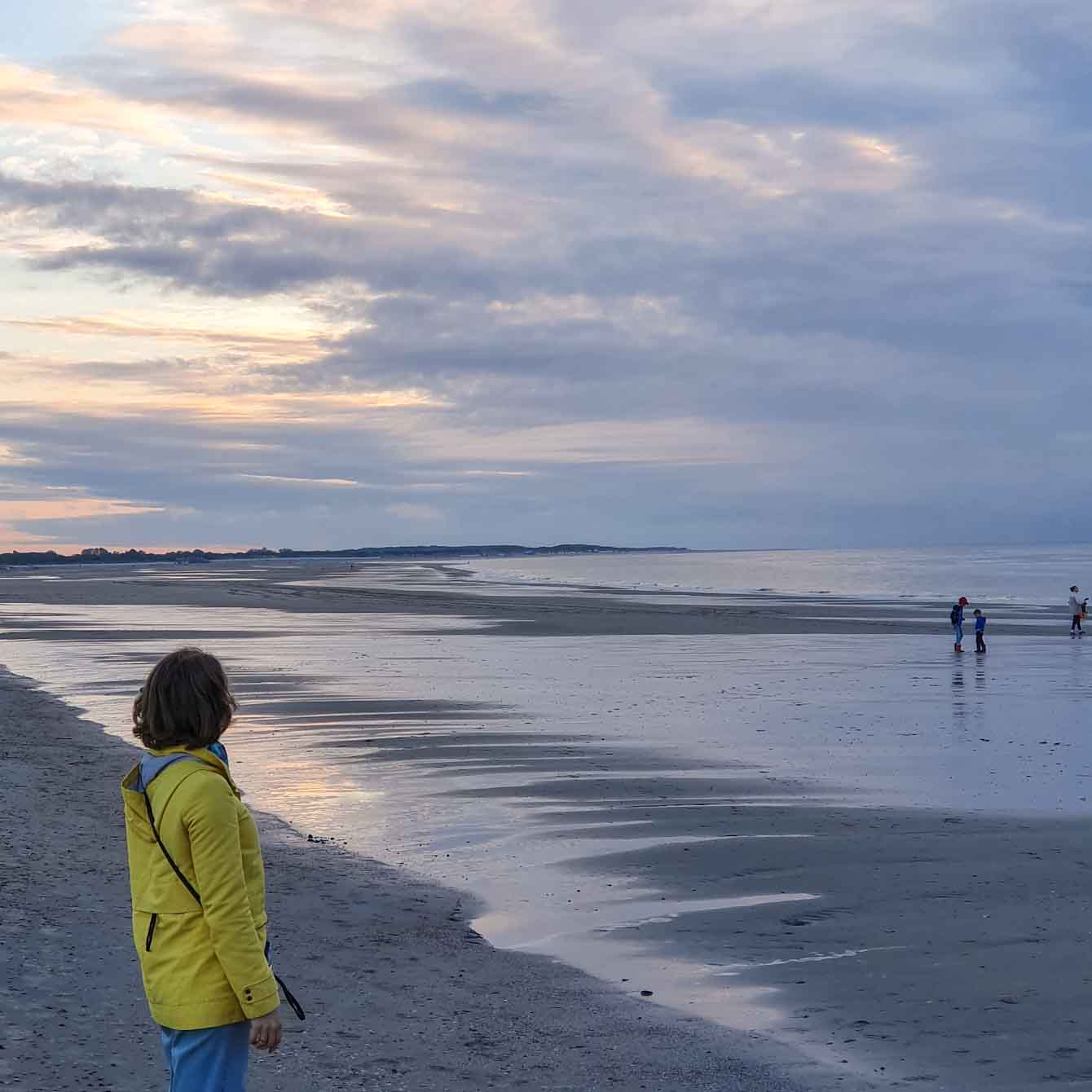 De Banjaard Beach - Meeting sunset on the beach - Discover True Netherlands